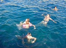 Porto Roxi, Zakynthos - pływanie na głębokiej wodzie, zaraz po skoku